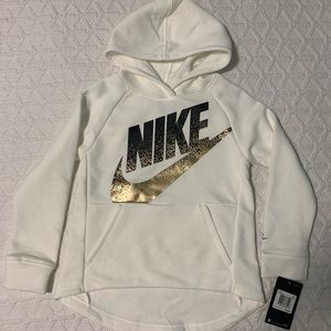 Nike sweatshirt for girls